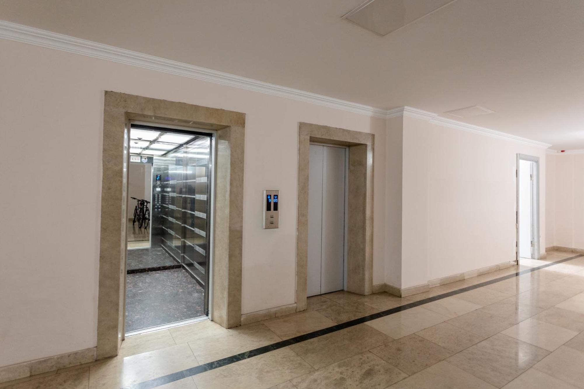 Serviced Apartment On Rustaveli Avenue 9 Tbilisi Ngoại thất bức ảnh