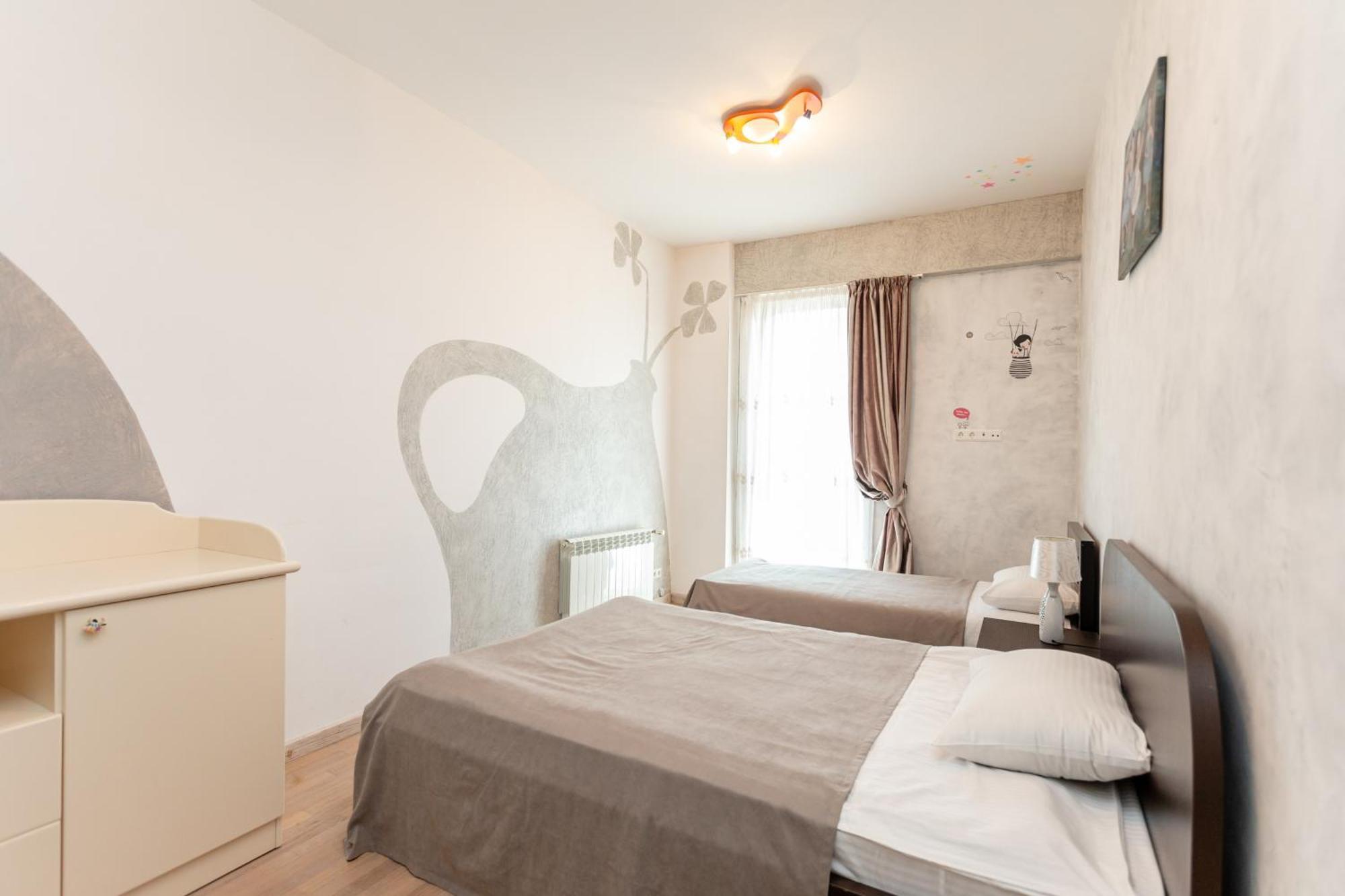 Serviced Apartment On Rustaveli Avenue 9 Tbilisi Ngoại thất bức ảnh